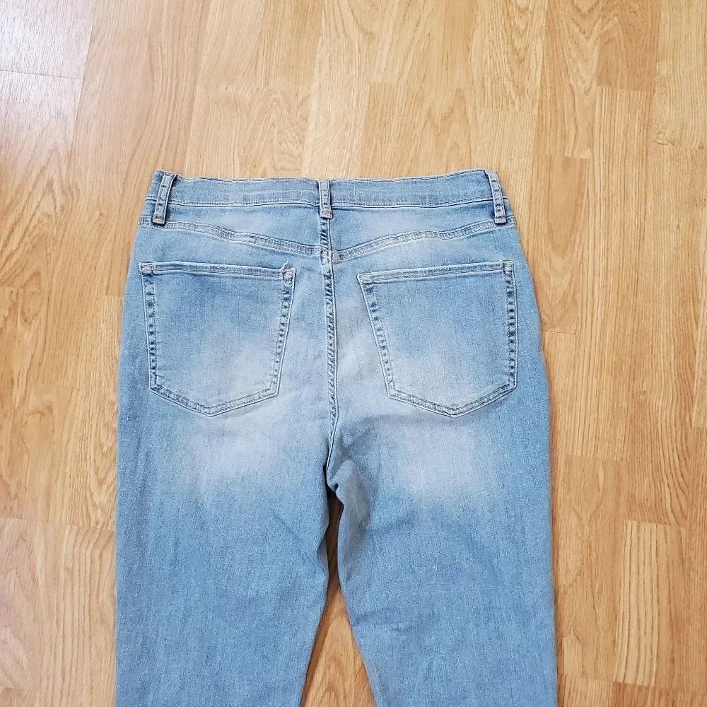 Free People High Rise Busted Knee Skinny Jeans - size 31